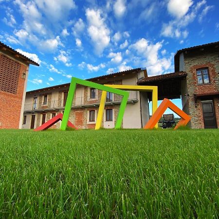 Hotel Le Cornici - Cascina Di Charme Diano dʼAlba Exteriér fotografie