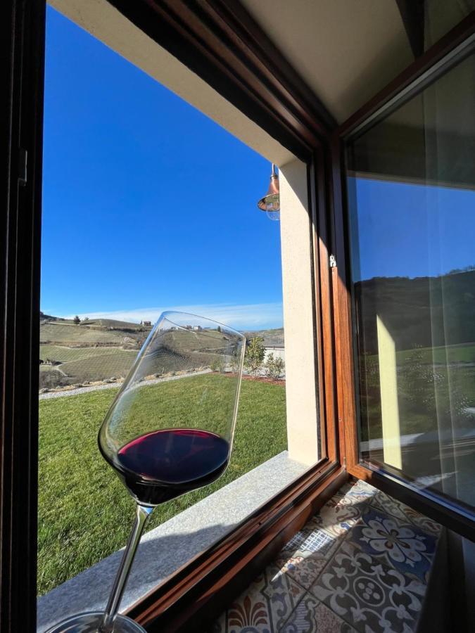Hotel Le Cornici - Cascina Di Charme Diano dʼAlba Exteriér fotografie