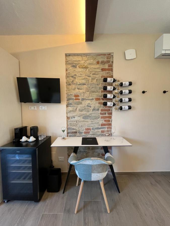 Hotel Le Cornici - Cascina Di Charme Diano dʼAlba Exteriér fotografie